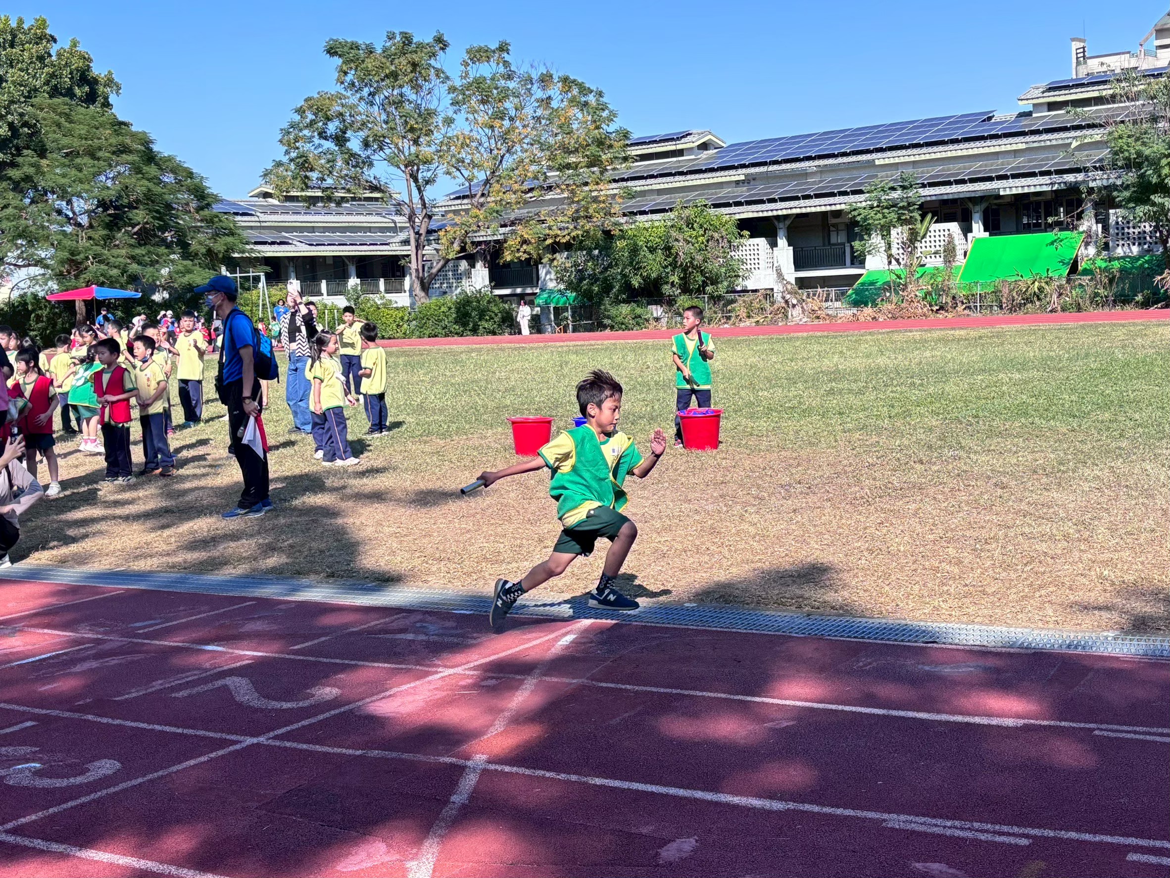 20251206校慶運動會另開新視窗